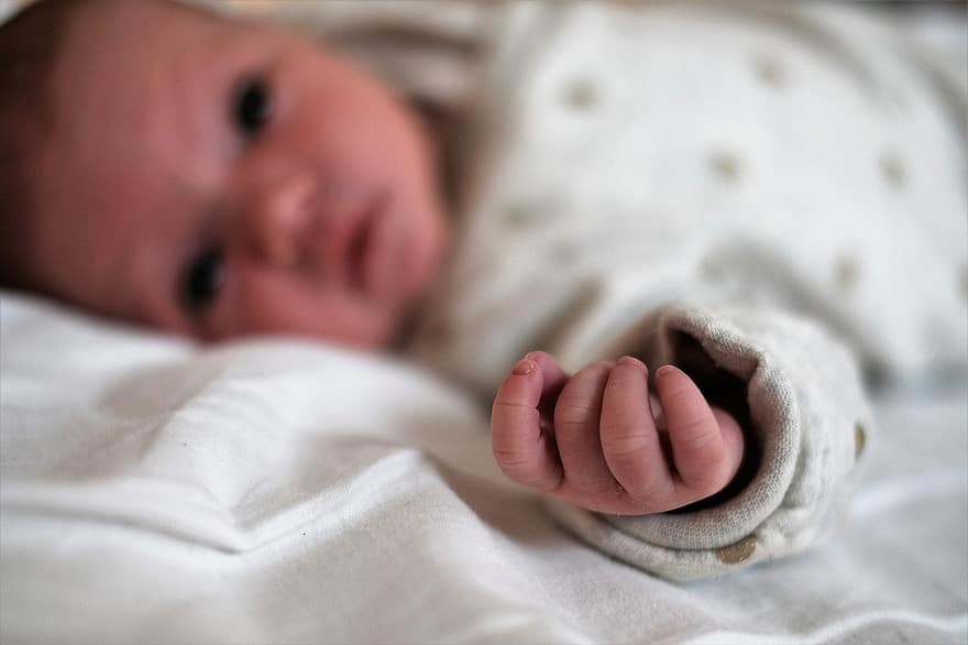 bayi, baru lahir, keibuan, tangan