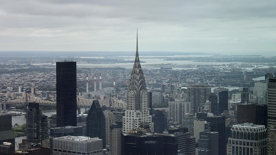 város, utazás, idegenforgalom, épületek, építészet, chrysler, New York, városkép, felhőkarcoló, városi látkép, magas szög kilátás