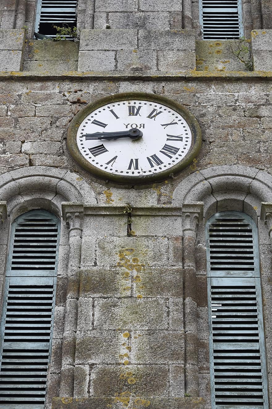 ساعة الكنيسة ، زمن ، الأرقام الرومانية ، يتصل ، التراث ، ساعة حائط