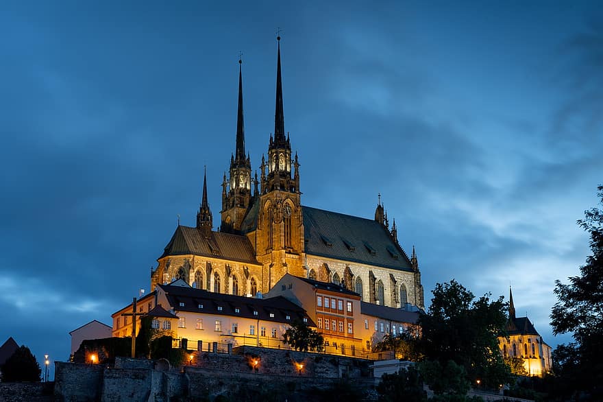 Katedral, bangunan, tengara, Arsitektur, gereja, bersejarah, historis, gothic, pertengahan, diterangi, malam