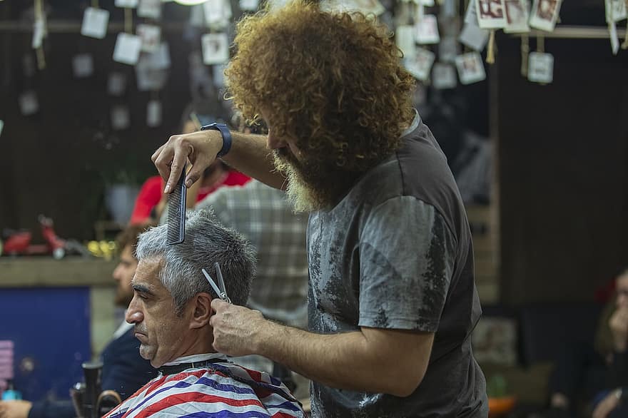 barbiere, taglio di capelli, mi sono imbattuto, acconciatura, popolo iraniano, popolo persiano, Mashhad City, vita di ogni giorno, truccatore, stilista, jorj barber