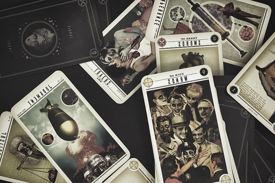 Tarot, Zombie, Tarot Cards, Psychic, Fortune Telling, Occult, Magic, Witch, technology, men, illustration