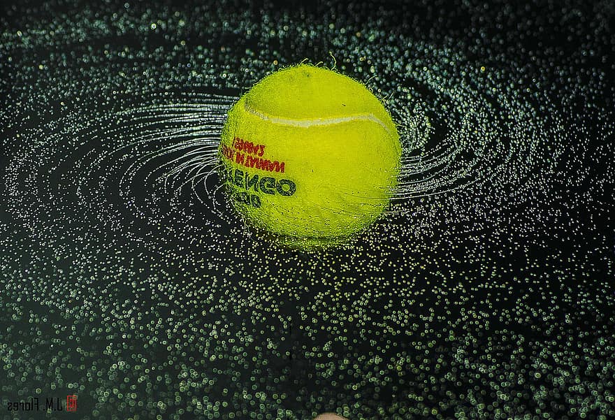 tenis ziemny, piłka, efekt, woda