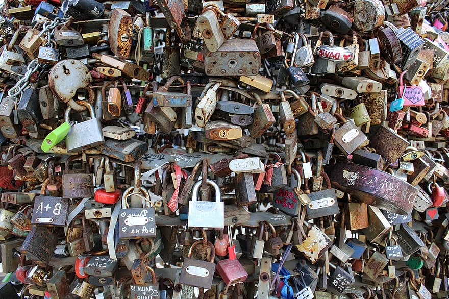 slēdzenes, atmiņu, metāla, dzelzs, rūsas, bloķēta, piekaramā atslēga, atslēga, mīlestība, simbols, romantika