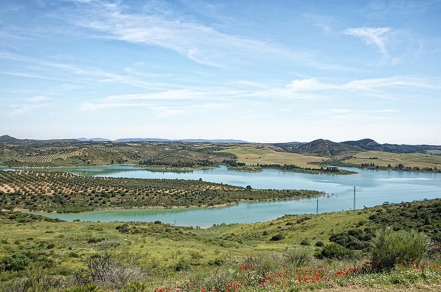 Spanje, Andalusië, Provincie Malaga, Reservoirs Guadalhorce-guadalteba, rio guadalhorce, Rio Gualdateba, reservoir, stroom, bergen, heuvel, water