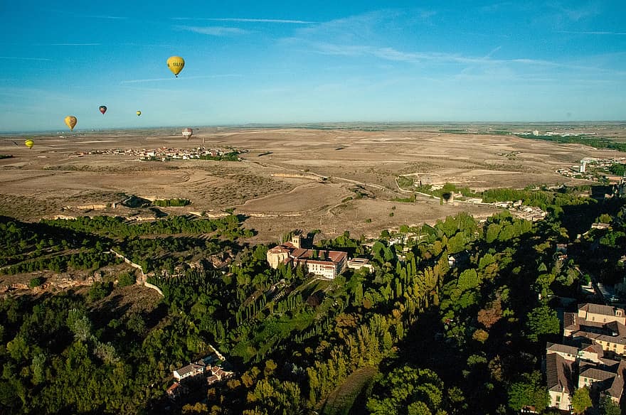 segovia, μπαλόνια με ζεστό αέρα, τοπίο, Ισπανία, πόλη, μπαλόνια, πεδίο, εξοχή, ουρανός, πέταγμα, ζεστό αέρα μπαλόνι