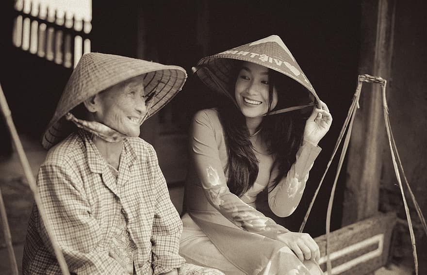 Women, Conical Hat, Portrait, Smile, Happy, Nón Lá, Traditional Hat, Fashion, Girl, Old Woman, Aged