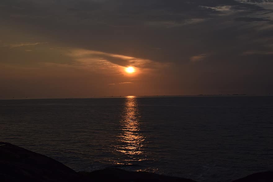 zonsondergang, zee, oceaan, horizon, schemer, schemering, zon, reflectie, zeegezicht, Indië, natuur