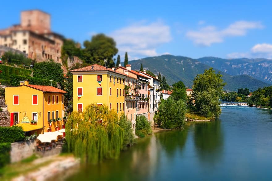 bassano, Itália, panorama, fluxo, viagem, turismo, verão, arquitetura, montanha, agua, lugar famoso