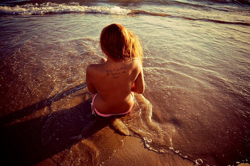 mujer, playa, tatuaje, arena, agua, Oceano, mar, Arábica, belleza, verano, vacaciones