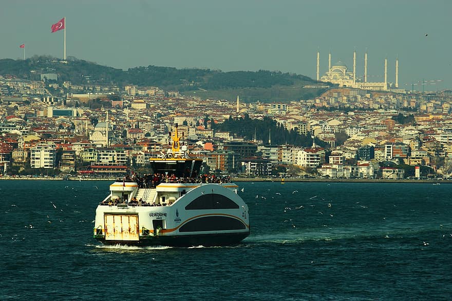 masjid camlica, selat istanbul, perjalanan, kapal laut, angkutan, air, pengiriman, Cityscape, moda transportasi, malam, pariwisata