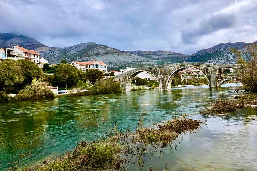 Balkanuose, paklausą, upė, tiltas, miestas, istorinis