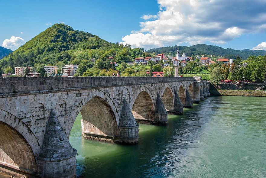 silta, Mehmed Paša Sokolović -silta, rakenne, joki, drina-joki, kaupunki, Visegrad, kaupunki-, historiallinen, muinainen, vuoret