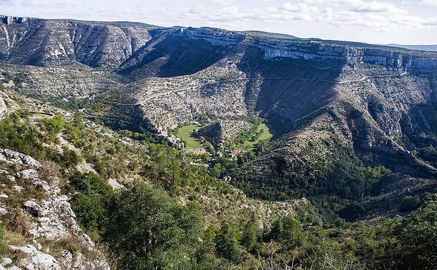 Cirque De Navacelles, геология, планини, Ерозионна форма на земята, пейзаж, Cevennes, планина, стръмна скала, лято, пътуване, гора