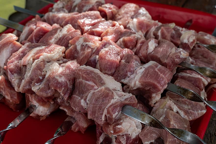 शीश कबाब, मांस, सुअर का मांस, तला हुआ, रात का खाना, पोषण, खाना, स्वस्थ, ताज़गी, क्लोज़ अप, खाना बनाना