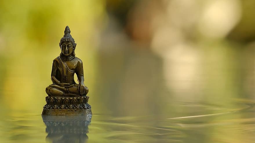 Buddha, socha, voda, odraz, buddhismus, náboženství, víra, klid, rozjímání, duchovno, jóga