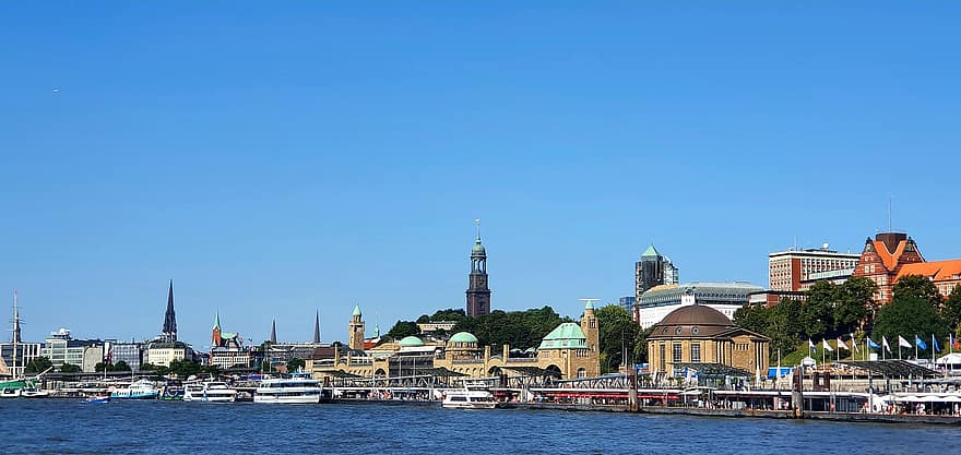 Hamburg, sylwetka na tle nieba, Port, krajobraz