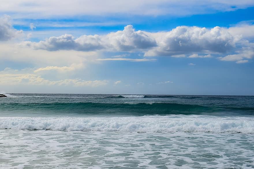 de praia, ondas, horizonte, céu, nuvens, mar, oceano, agua, espuma do mar, espuma do oceano, Espuma de Praia