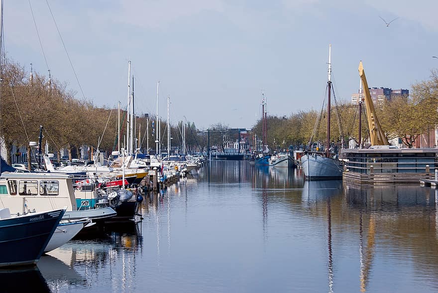 Puerto, bote, barcos, antiguo, agua, reflexión, Vlaardingen, Holanda, Países Bajos, aire, cielo