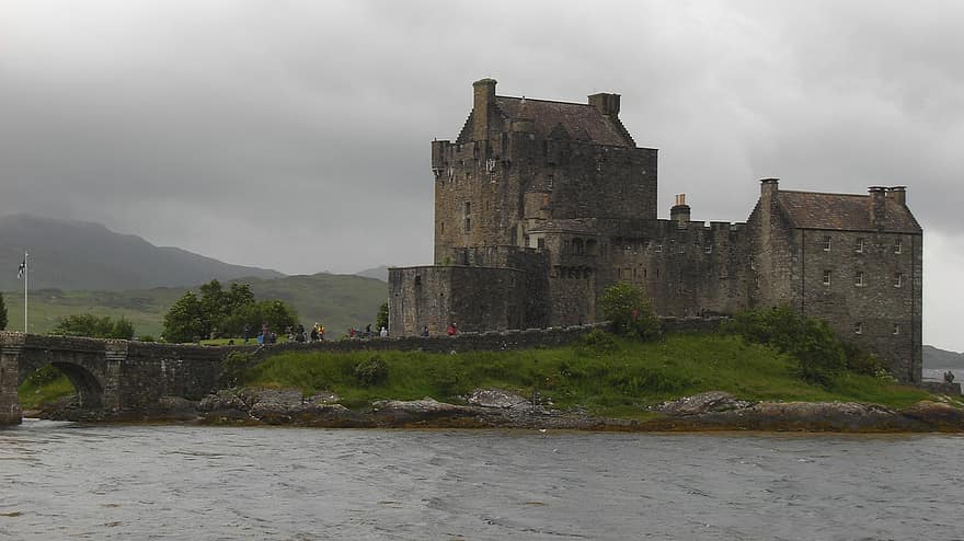 Castle, Lake, Eileen Donald Castle, Historical, Clouds, Water, Weather, Storm, Wind, Vacations, old