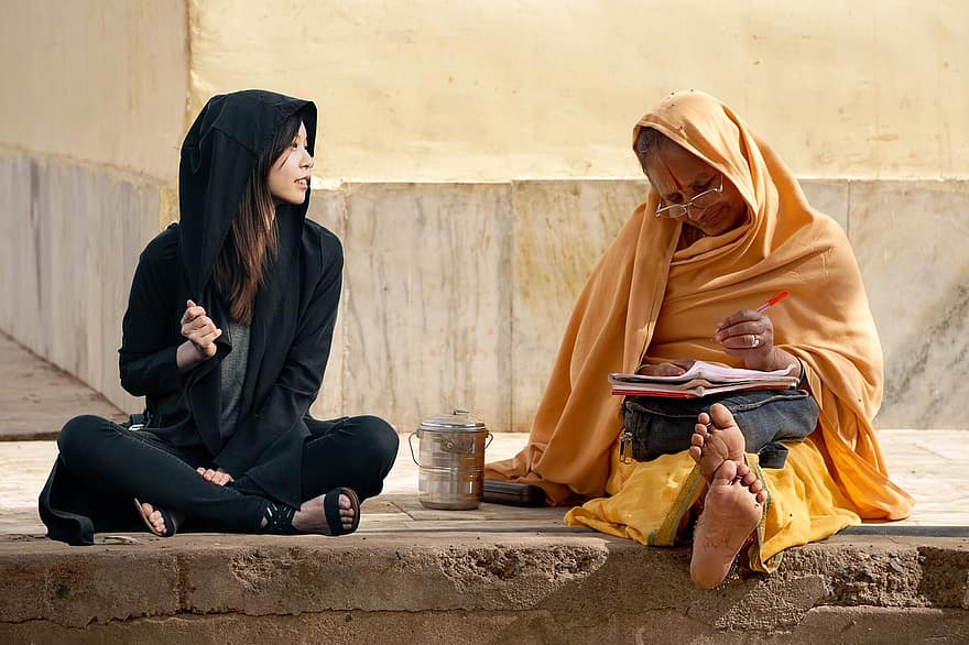 Woman, Market, Traditional Clothes, Indian, Indian Dress, Indian Clothes, Writing, Session, Barefoot, Hindu, Peaceful