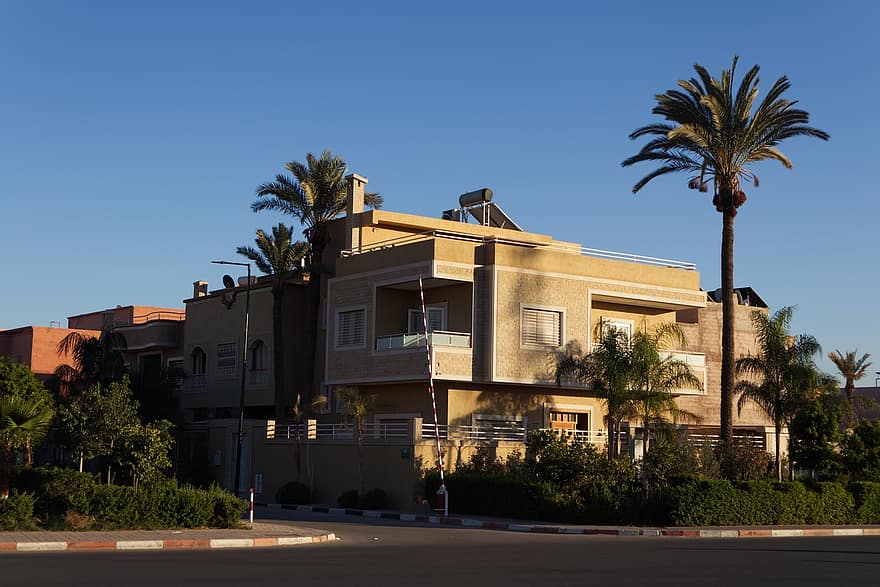 villa, marrakech, Maroc, route, architecture, immobilier, maison, palmier, extérieur du bâtiment, bleu, moderne