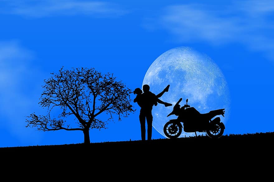 naktī, mēness, motociklu, raksturs, pāris, iemīlējies, tumšs, debesis, maģija, klusums, koks