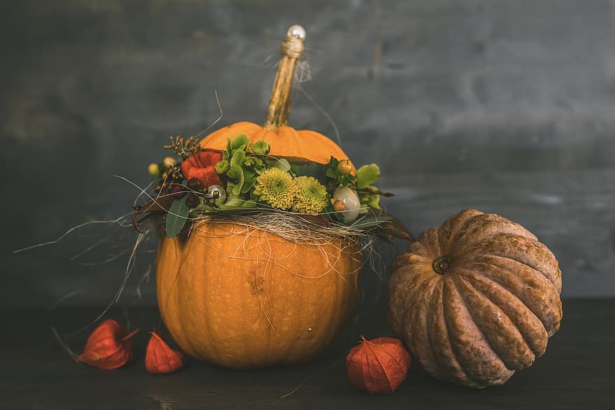 Pumpkins, Still Life, Autumn, Halloween, Thanksgiving, Pumpkin Season, Harvest, Produce, Organic, Vegetables, Decoration