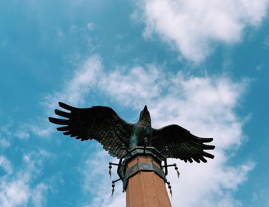 águila, Monumento, Baikal, Buryat, chamanismo, estatua, columna, religión, paganismo, cielo