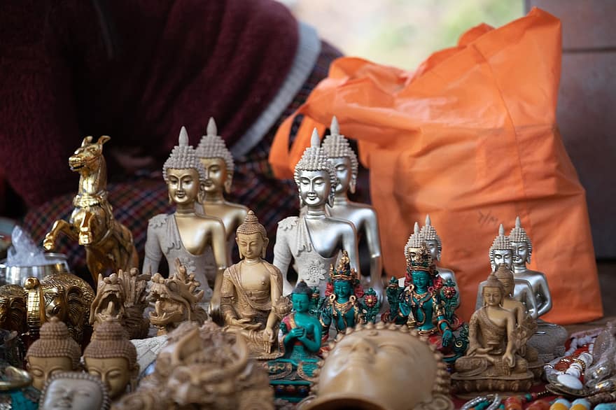 posągi Buddy, buddyzm, Bhutan, bodhisattwów, kultury, religia, statua, rzeźba, dekoracja, rzemiosło, duchowość
