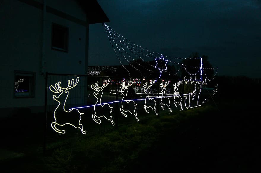 Noel ışıkları, akşam, Noel dekoru, Neuhaus am Inn