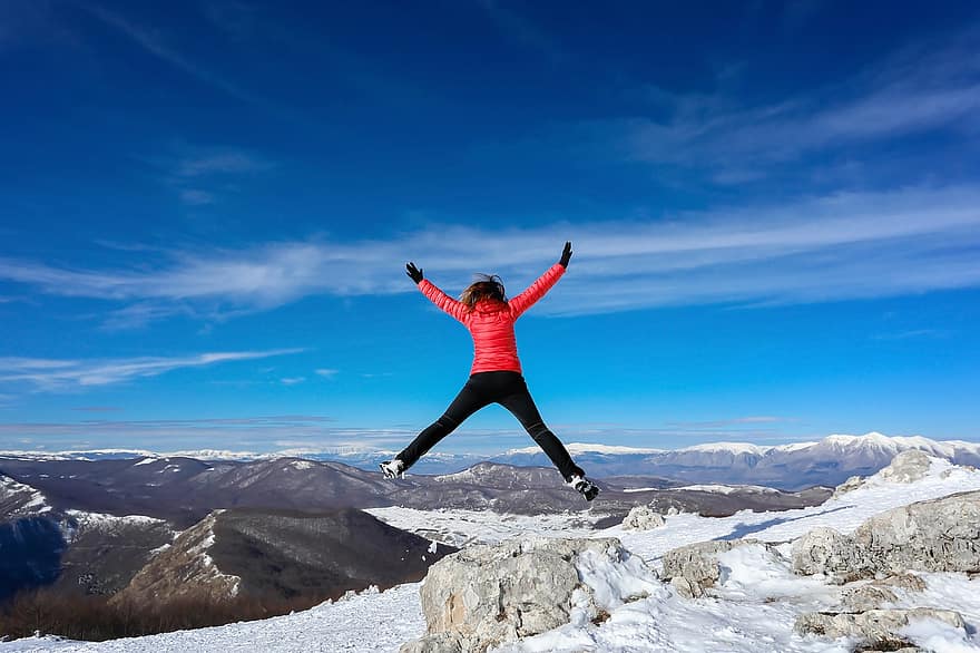 Jumping, Mountain, Hiking, Mountain Climbing, Adventure, Nature, Extreme Sports, sport, winter, mountain peak, snow