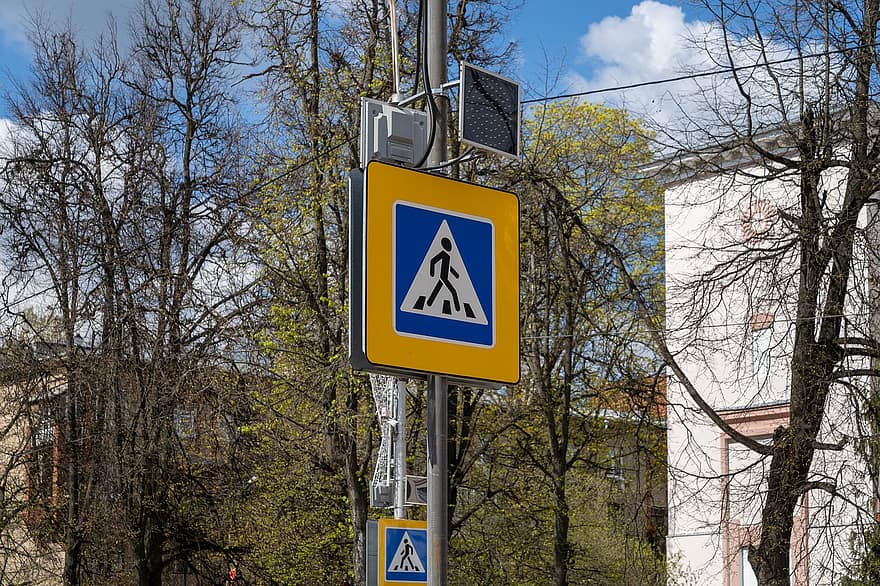 jelzőtábla, gyalogátkelőhely, út, közlekedési táblák, Egy figyelmeztetés, Figyelem, jel, sárga, forgalom, figyelmeztető jel, kék