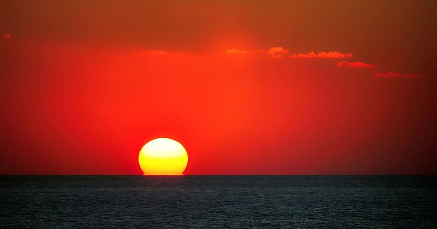 Sonnenuntergang, Meer, Horizont, Ozean, Wasser, Natur, Landschaft, Sonne, roter Himmel, Mittelmeer
