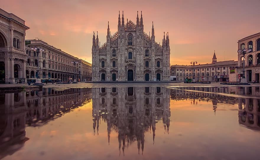 duomo di milano, catedral, Milán, Italia, arquitectura, fachada, Iglesia, punto de referencia, edificios, charco, agua