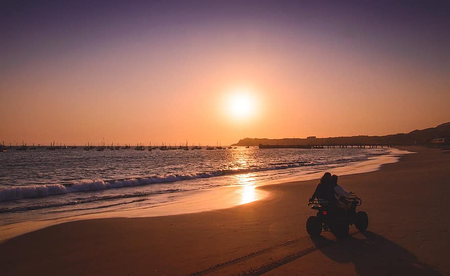 plaża, piasek, ocean, ludzie, para, motocykl, zachód słońca, Wybrzeże, horyzont