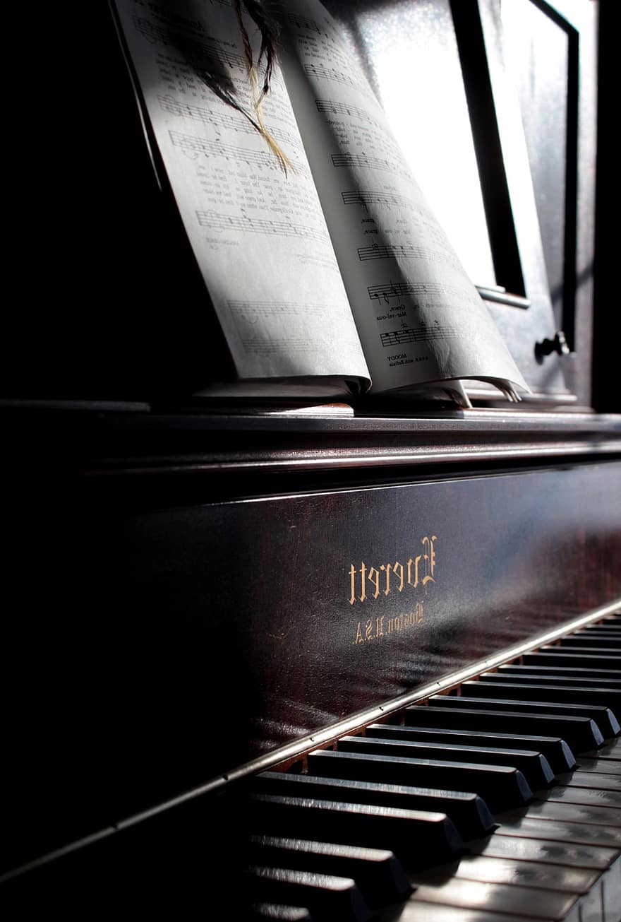 بيانو ، موسيقى ، أداة ، مفاتيح ، صوت ، عتيق ، كلاسيكي ، كتاب التراتيل ، تستقيم جراند
