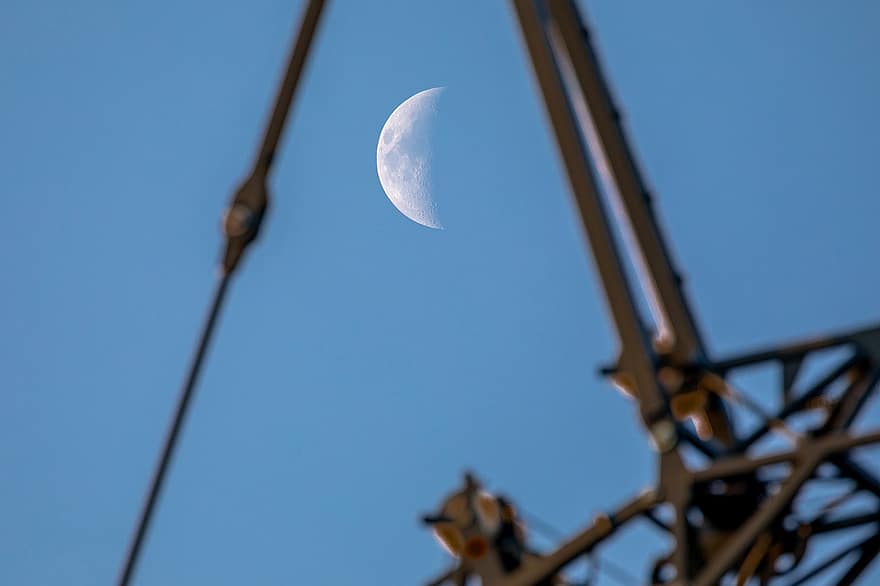 måne, halv måne, satellit