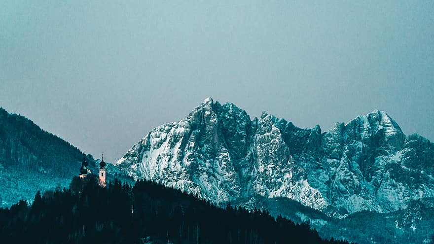 Austria, bosque, montañas, invierno, Alpes, cumbre, montaña, nieve, paisaje, pico de la montaña, azul
