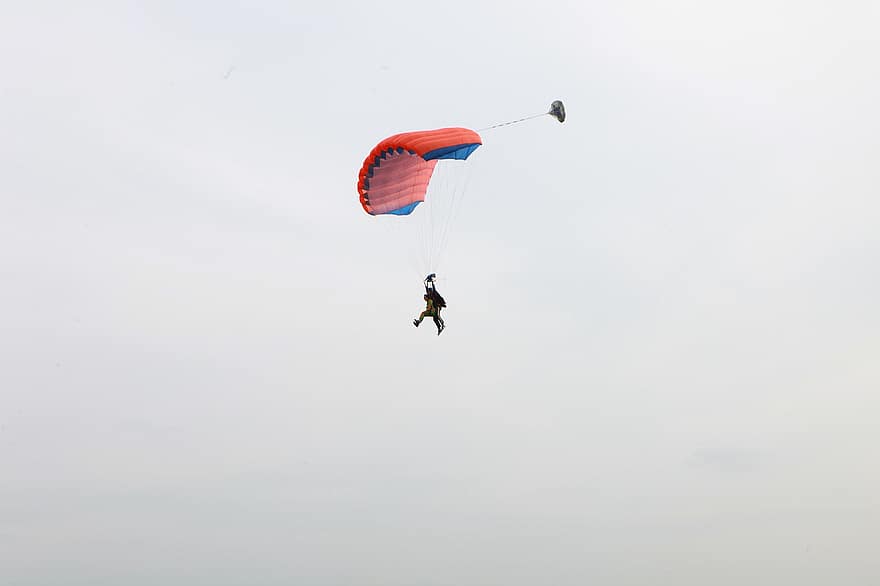 faldskærmsudspring, faldskærm, himmel, skydiver, tandem skydiving, tandem, aktivitet