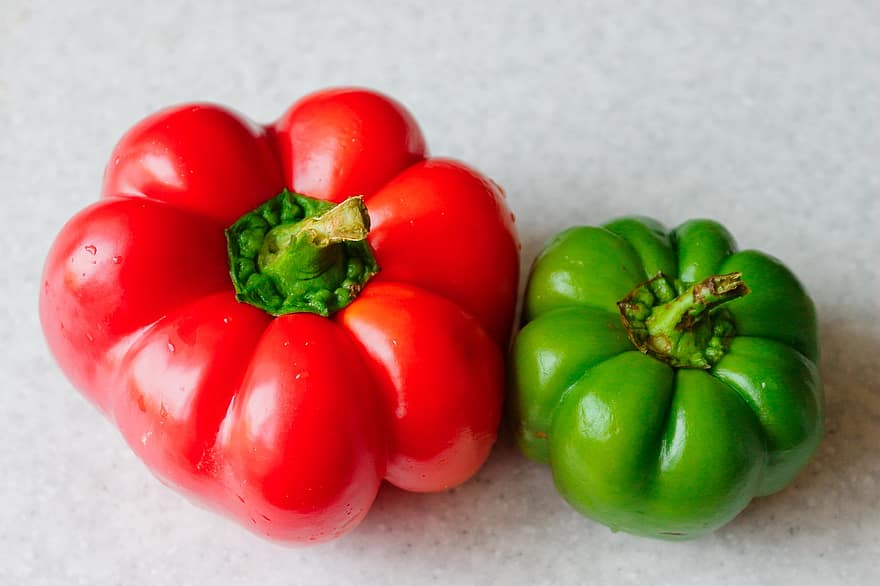 зелена чушка, червена чушка, органичен, пипер, зеленчуци, пикантен, зеленчук, свежест, храна, едър план, здравословно хранене