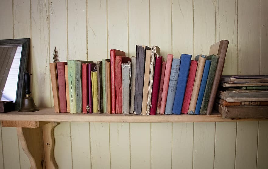 llibres, prestatge, vintage, llibres antics, antiguitat, coneixement, retro, educació, oficina