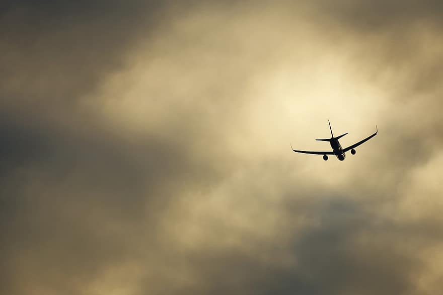 avião, voar, céu, nuvens, aeronave, transporte, viagem, vôo, veículo aéreo, avião comercial, hélice