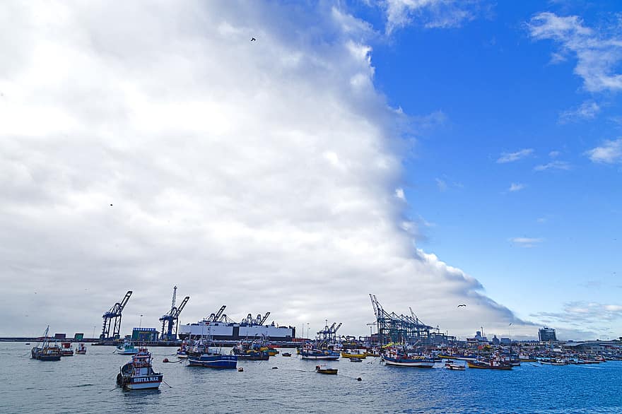 Boote, Ladung, Transport, Meer, Landschaft, Wolken, Versand, Wasserfahrzeug, kommerzielles Dock, Frachtcontainer, Industrie
