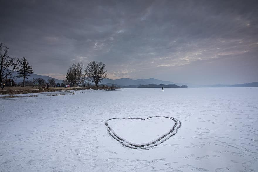 зима, сніг, поле, серце, природи, краєвид, кохання, форма серця, романтика, води, захід сонця