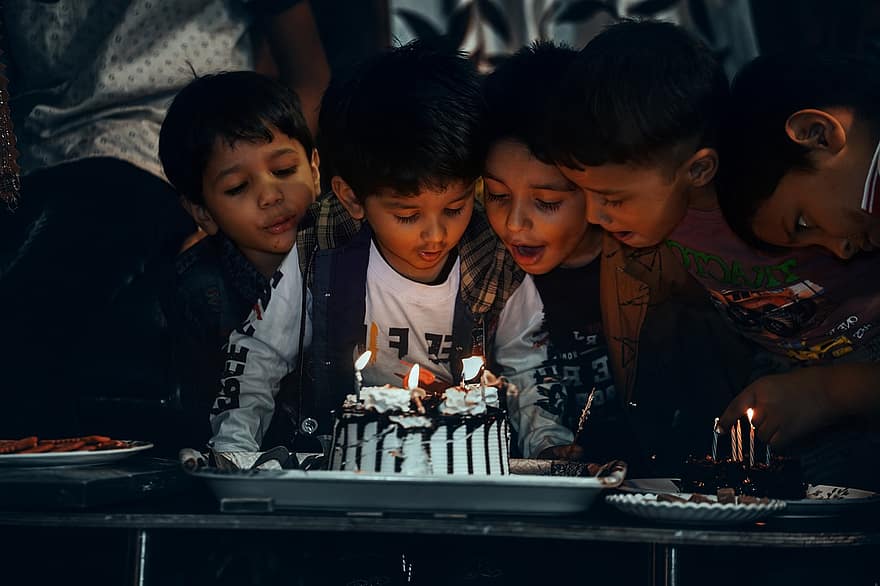 день народження, партія, хлопчик, кохання, щасливі, свічка, дитина, хлопчики, щастя, святкування, посміхається
