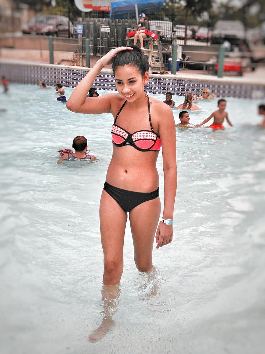 piscina, muchacha adolescente, parque acuatico, nadando, verano, adolescentes
