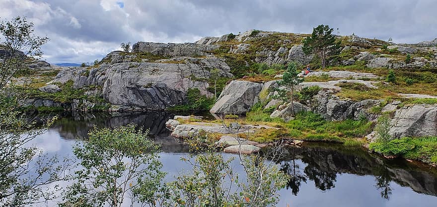 žygis, ežeras, kalnai, kalnų ežeras, vanduo, atostogos, nuotykius, keliauti, atspindys, Norvegijoje, pobūdį