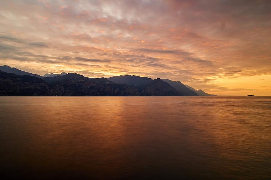 Itália, lago garda, por do sol, veneto, crepúsculo, natureza