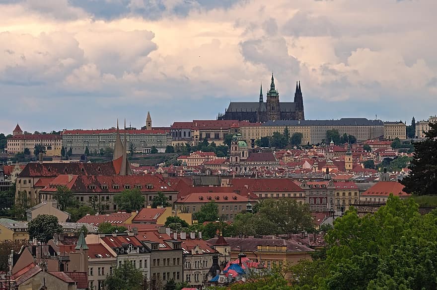 Vrch Hradčany, město, Praha, letecký pohled